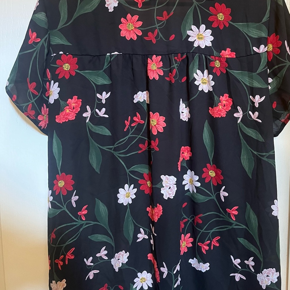 Torrid Black and Red Boxy Blouse